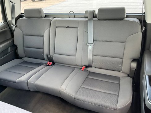 Used 2018 Chevrolet Silverado 1500 LT w/ All Star Edition image 20