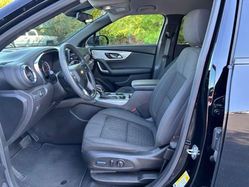 Used 2022 Chevrolet Blazer LT image 12