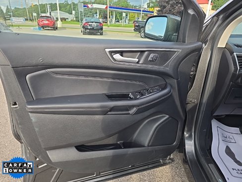 Used 2016 Ford Edge Titanium w/ Equipment Group 302A image 6