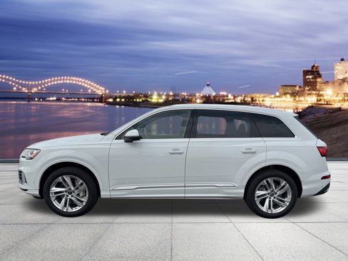 Used 2023 Audi Q7 2.0T Premium w/ Convenience Package image 2