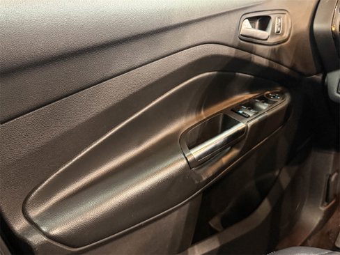 Used 2018 Ford Escape SEL image 37