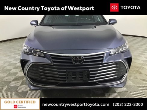 Certified 2020 Toyota Avalon XLE image 2