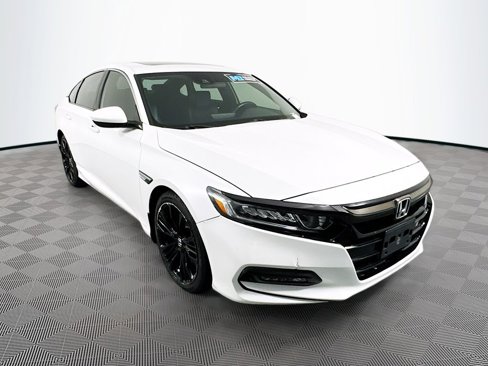 Used 2019 Honda Accord Sport image 3