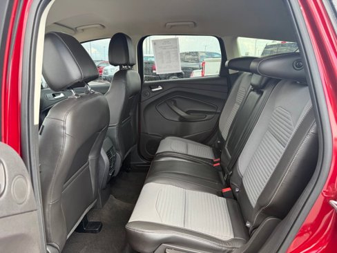 Used 2017 Ford Escape Titanium image 14