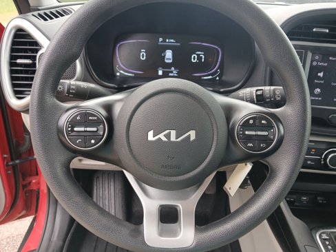 Used 2023 Kia Soul LX w/ LX Technology Package image 23