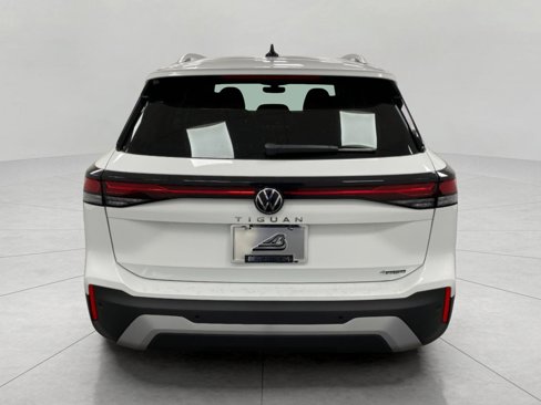 New 2025 Volkswagen Tiguan S image 4