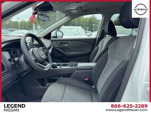 Certified 2022 Nissan Rogue SV image 13