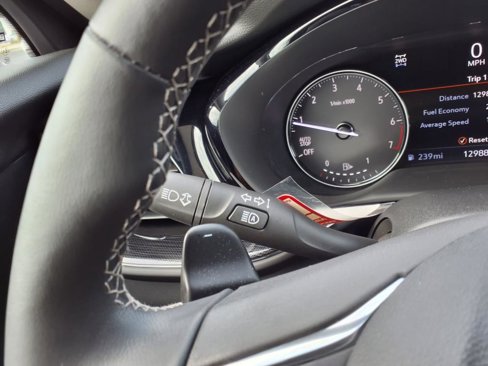 Used 2023 Buick Envision Essence w/ Sport Touring Package image 25