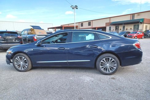 Used 2017 Buick LaCrosse Essence image 8