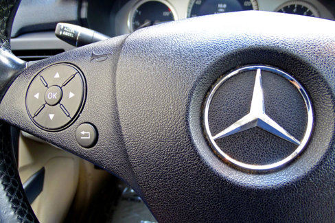 Used 2012 Mercedes-Benz GLK 350 4MATIC w/ Premium 1 Pkg image 27