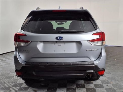 Used 2019 Subaru Forester Limited image 6