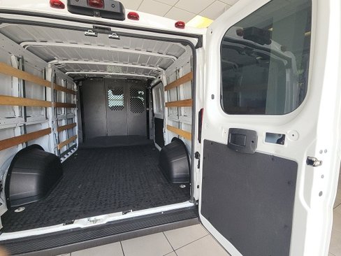 Used 2023 RAM ProMaster 2500 image 15