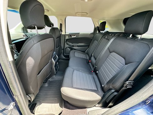 Used 2017 Ford Edge SE image 22
