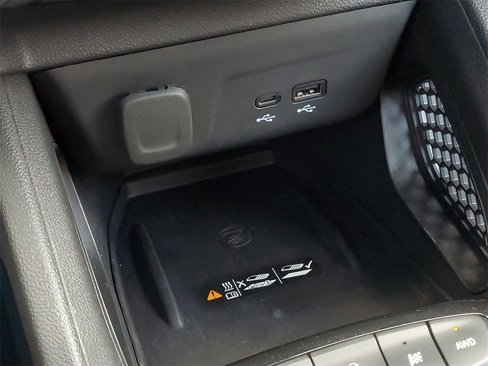 Used 2024 Chevrolet TrailBlazer RS w/ Convenience Package image 24