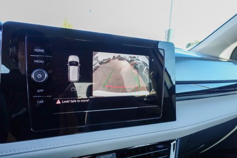 New 2025 Volkswagen Taos S image 25