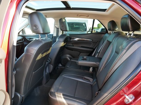 Used 2021 Buick Envision Essence w/ Technology Package I image 36