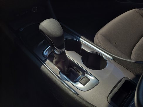 Used 2024 Chevrolet Malibu LT image 24