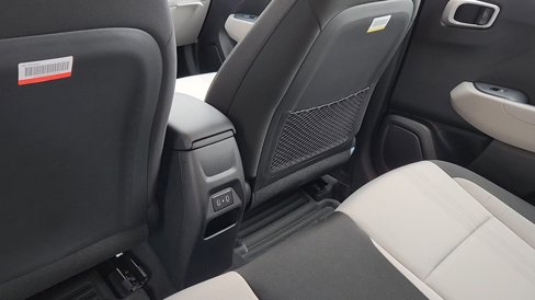 New 2026 Hyundai Venue SEL image 18