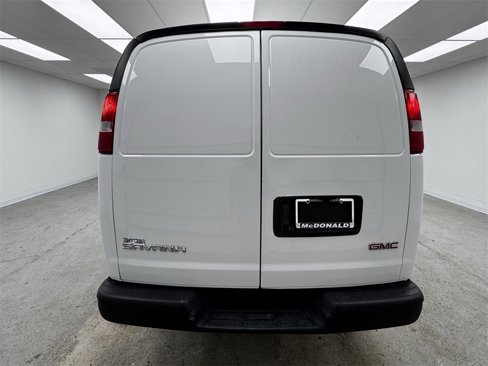Used 2018 GMC Savana 2500 Extended w/ Driver Convenience Package image 6