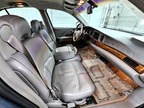 Used 2002 Buick Le Sabre Custom w/ Luxury Pkg image 10