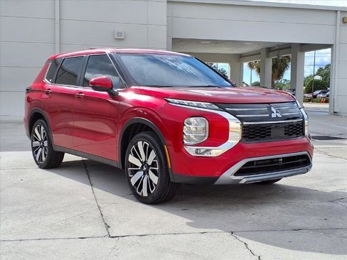 New 2025 Mitsubishi Outlander SE image 5