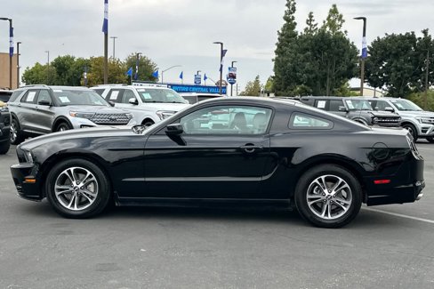 Used 2014 Ford Mustang Premium image 5
