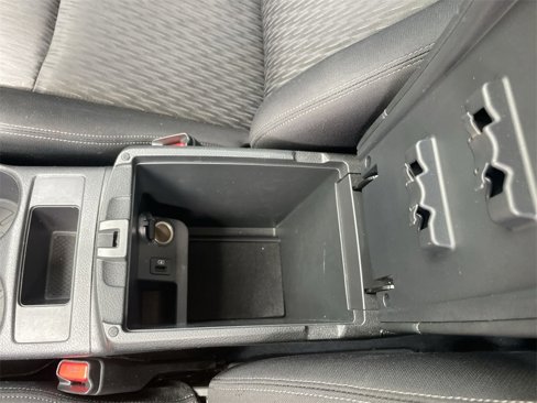 Used 2020 Nissan Rogue S image 25