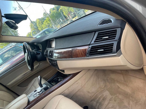 Used 2008 BMW X5 3.0si image 27
