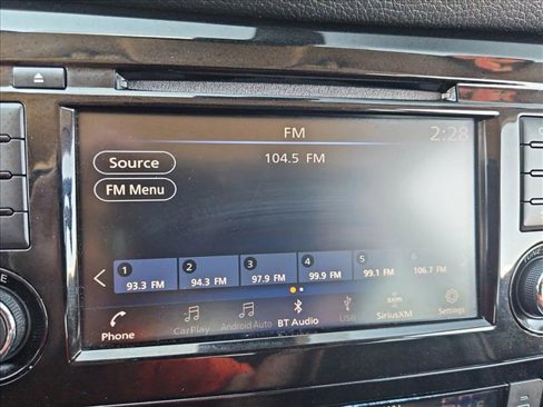 Used 2020 Nissan Rogue SV image 13