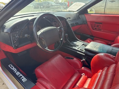 Used 1993 Chevrolet Corvette Convertible image 12