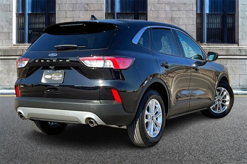 Used 2022 Ford Escape SE w/ Cold Weather Package image 12