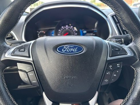 Used 2021 Ford Edge ST image 14