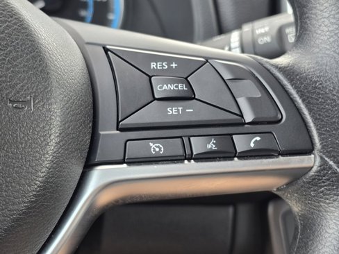 Used 2024 Nissan Leaf S image 24