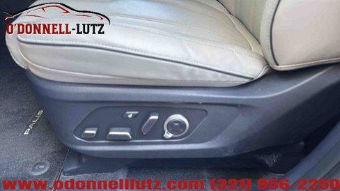 Used 2023 Hyundai Palisade Calligraphy w/ Cargo Package image 12