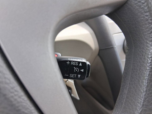 Used 2011 Toyota Camry LE image 29