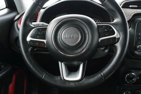 Used 2017 Jeep Renegade Trailhawk image 26