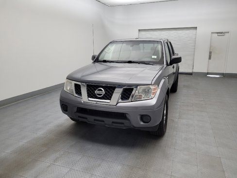 Used 2018 Nissan Frontier SV image 15