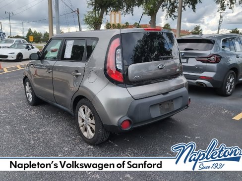 Used 2015 Kia Soul + image 4