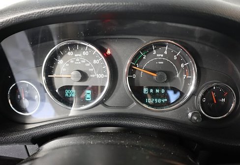 Used 2016 Jeep Wrangler Unlimited Sahara w/ Connectivity Group image 32