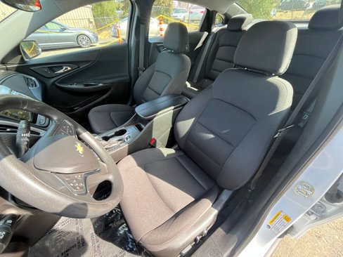 Used 2024 Chevrolet Malibu LT image 36