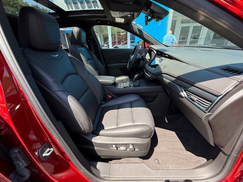 Used 2023 Cadillac XT4 Sport image 36
