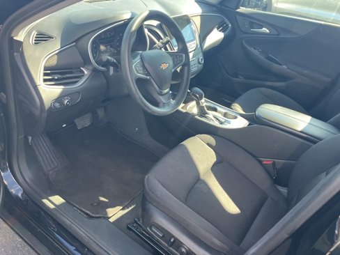 Used 2023 Chevrolet Malibu LT image 3