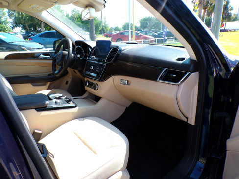 Used 2017 Mercedes-Benz GLE 350 w/ Premium 2 Package image 36