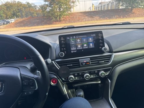 Used 2022 Honda Accord Sport image 10