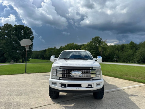Used 2017 Ford F350 Platinum w/ Platinum Ultimate Package image 2