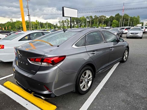 Used 2019 Hyundai Sonata Limited w/ Ultimate Package 04 image 5