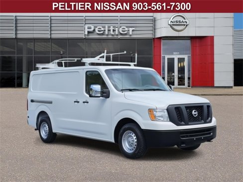 Used 2018 Nissan NV 3500 S image 1