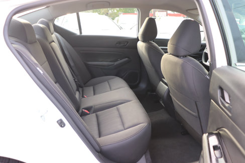 Used 2023 Nissan Altima 2.5 SV image 13