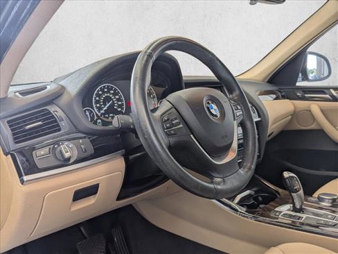 Used 2017 BMW X3 xDrive28i image 9
