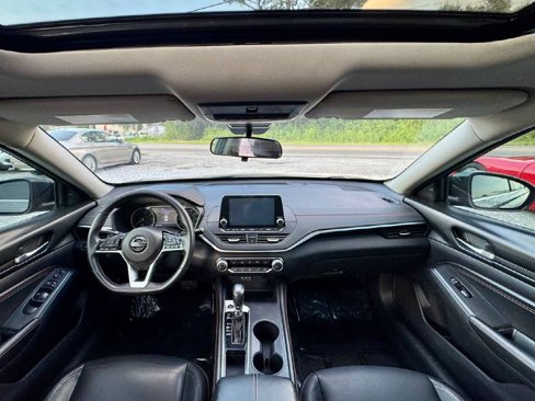 Used 2020 Nissan Altima 2.5 SR image 10